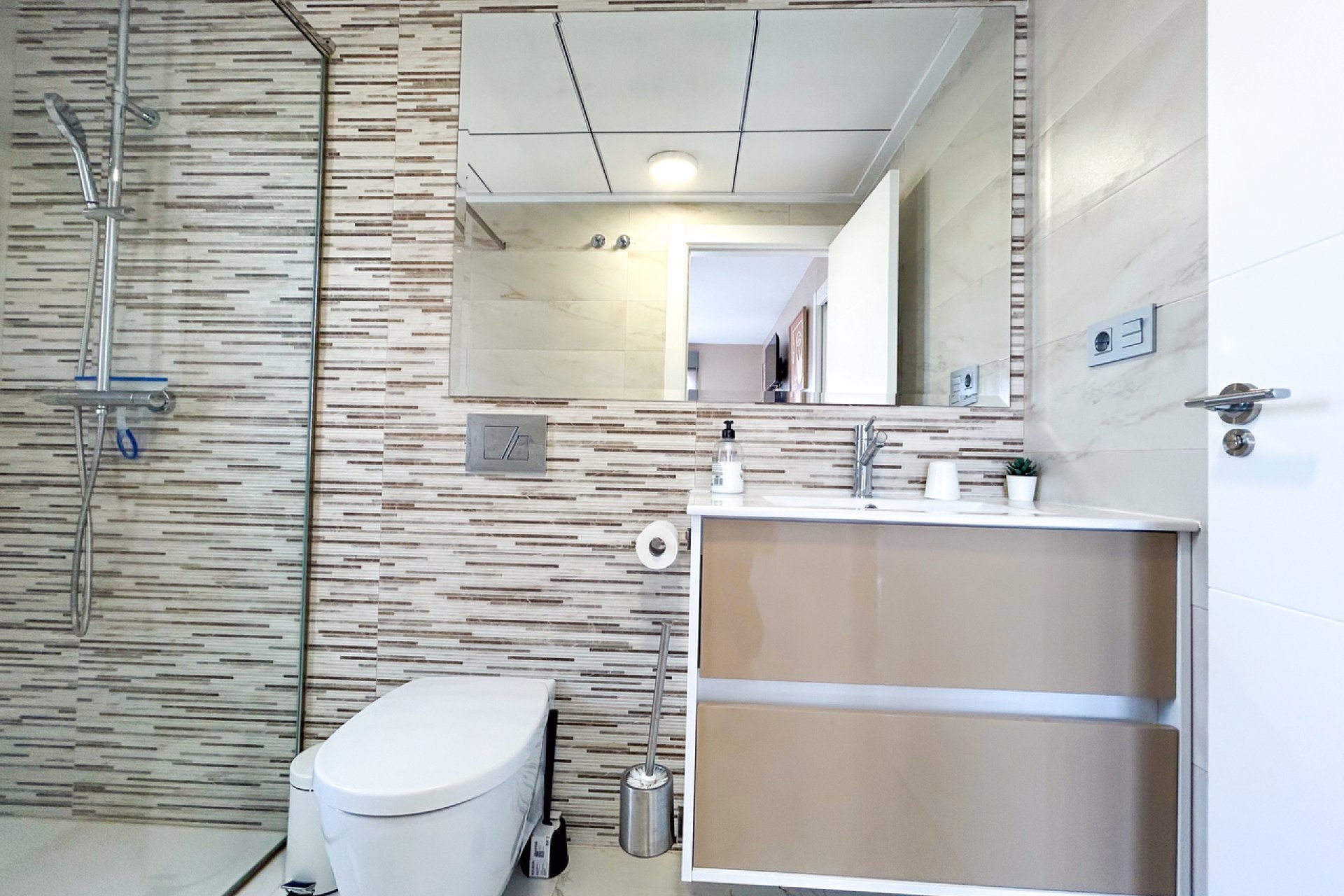 Reventa - Villa - Villamartin - Villamartín