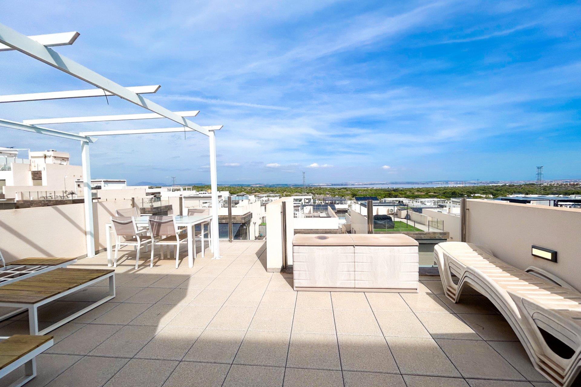 Reventa - Villa - Villamartin - Villamartín