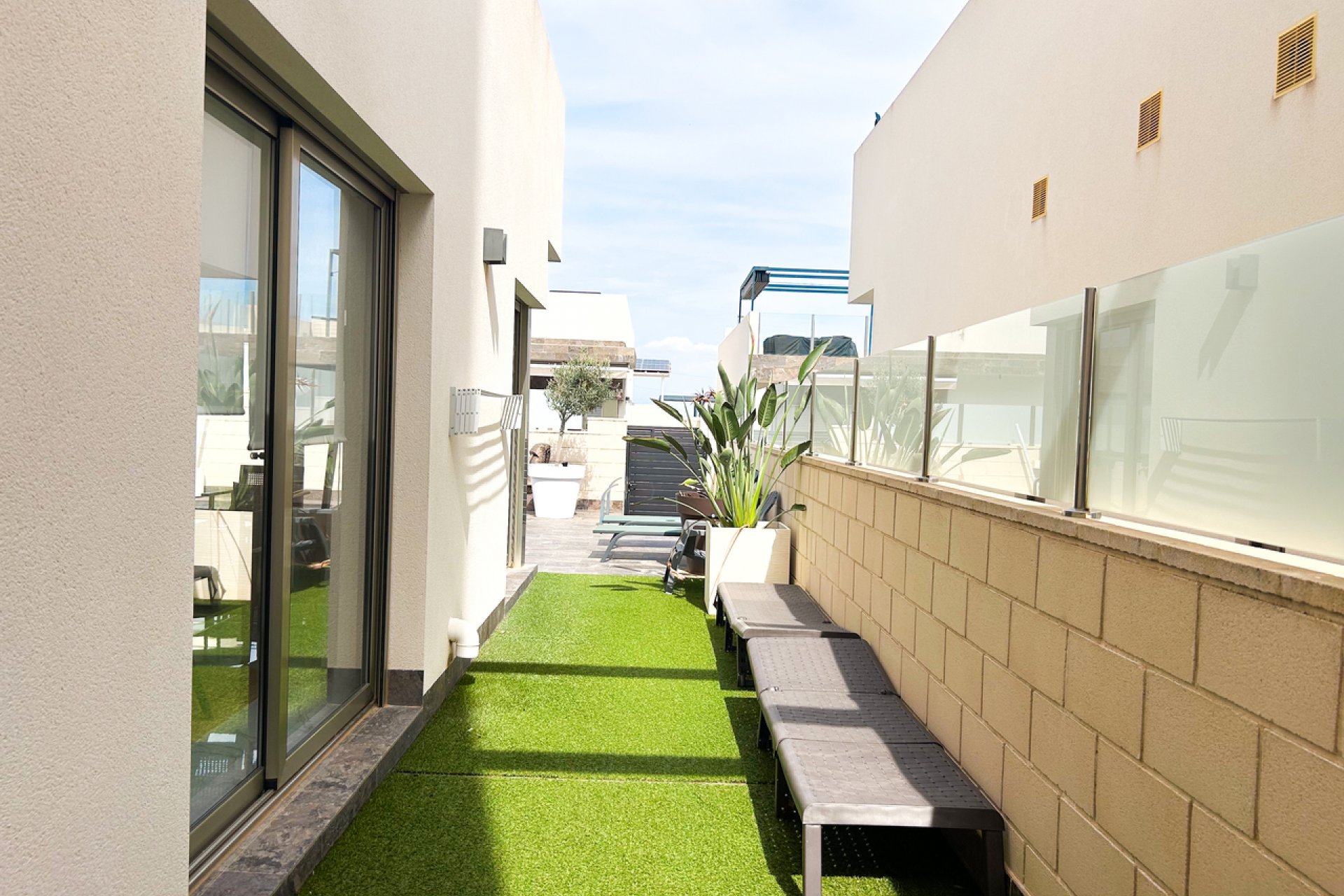 Reventa - Villa - Villamartin - Villamartín