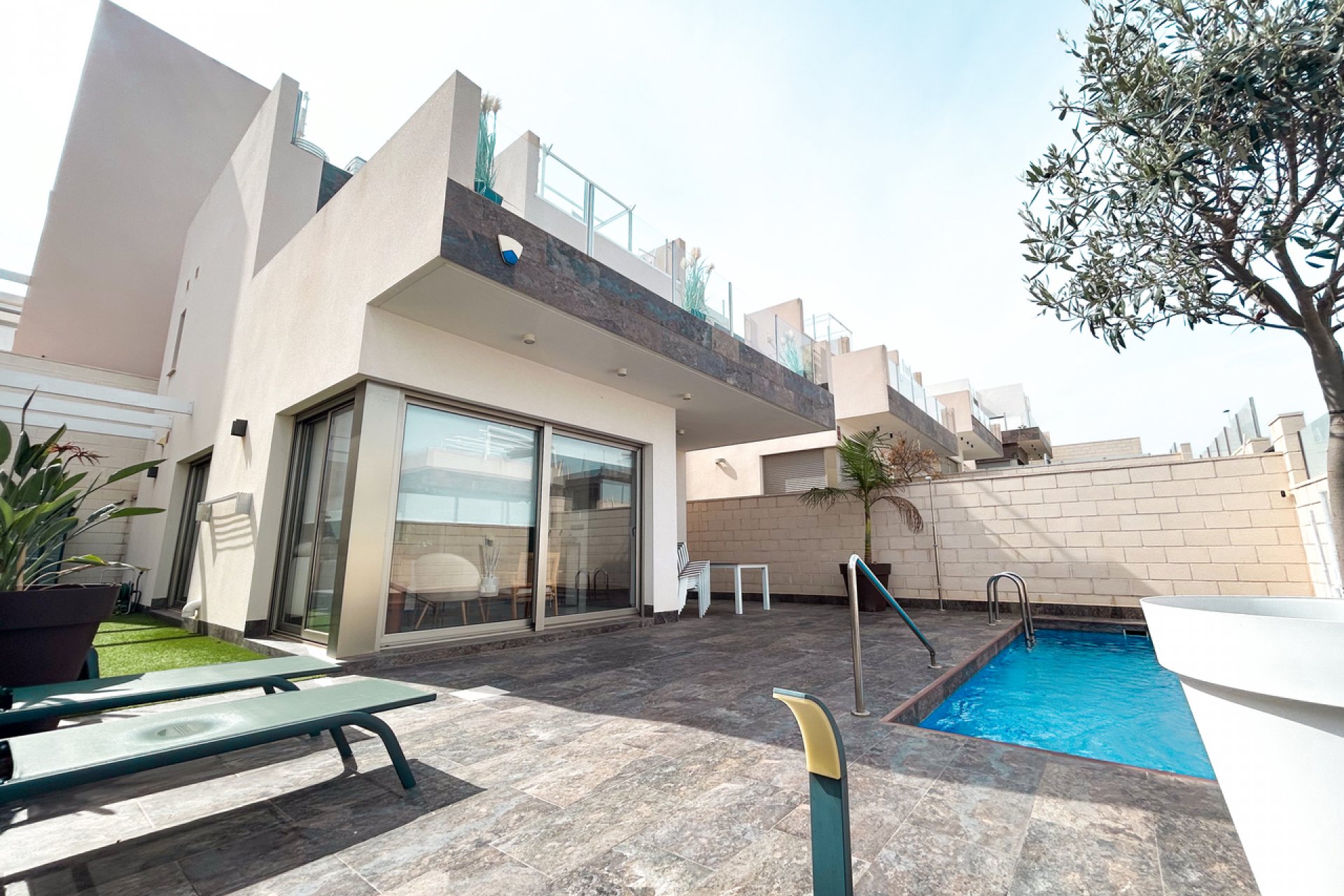 Reventa - Villa - Villamartin - Villamartín