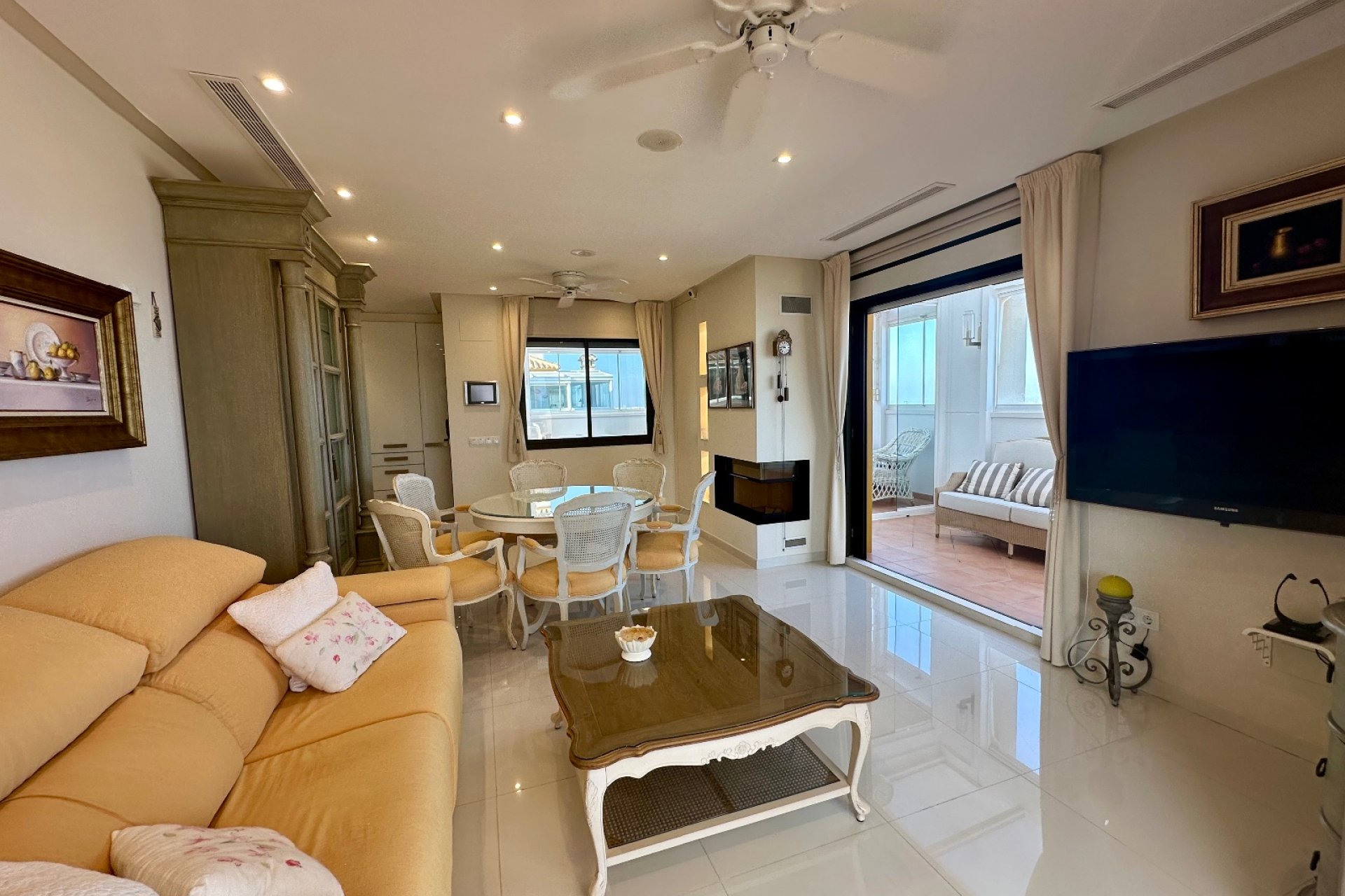 Revente - Appartement - Guardamar del Segura - Marjal Beach