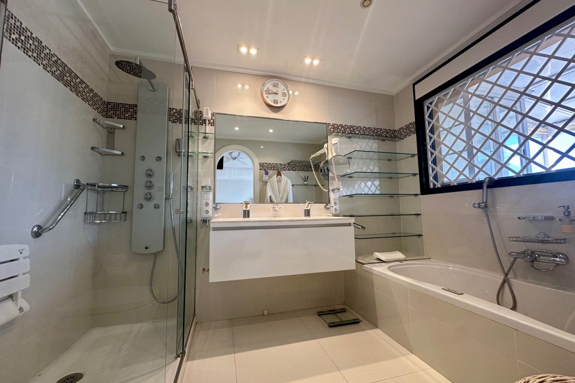 Revente - Appartement - Guardamar del Segura - Marjal Beach