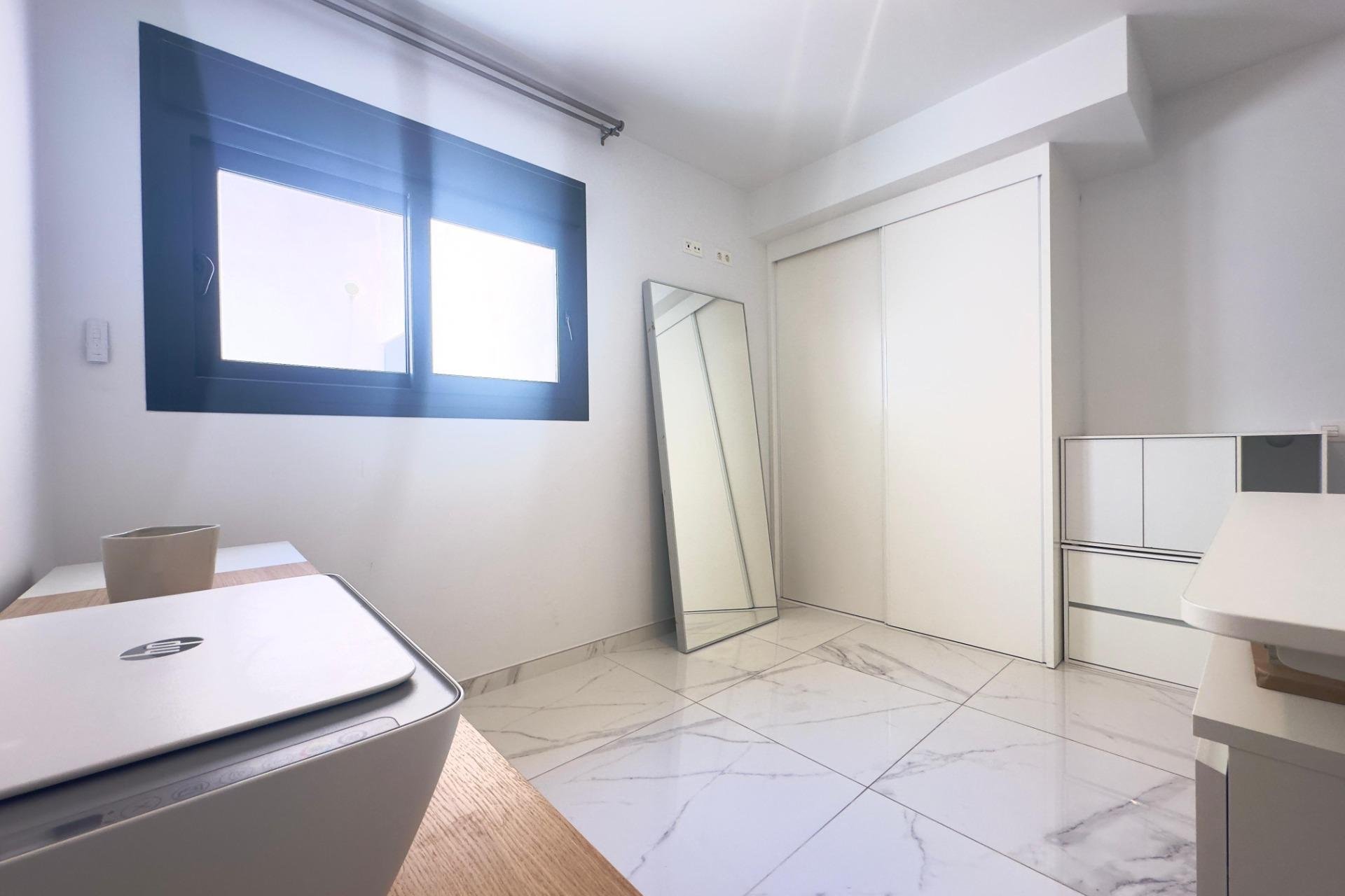 Revente - Appartement - Orihuela Costa - PAU 8