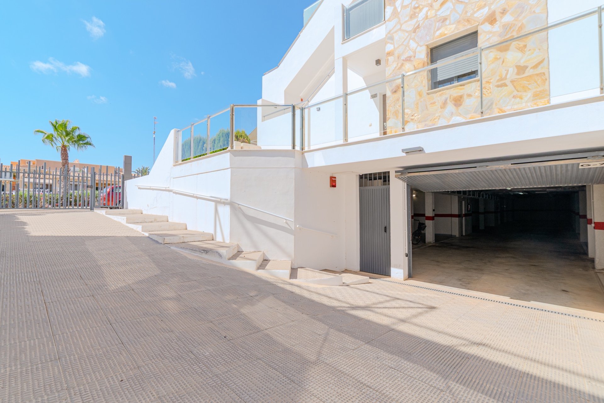 Revente - Appartement - Punta Prima