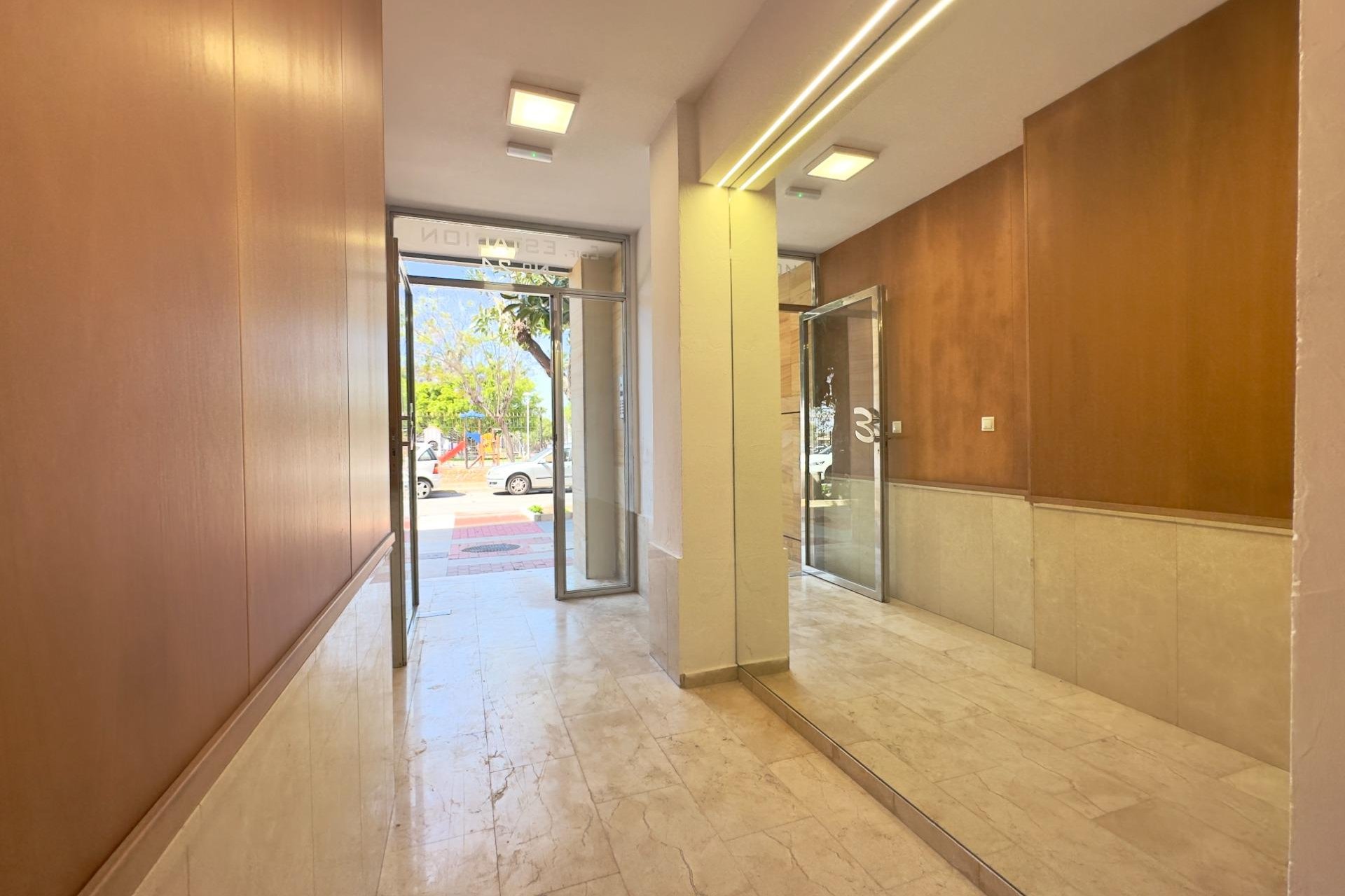 Revente - Appartement - Torrevieja - Acequion