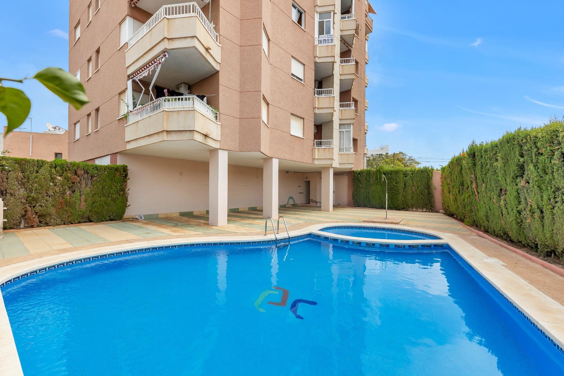 Revente - Appartement - Torrevieja - Nueva Torrevieja