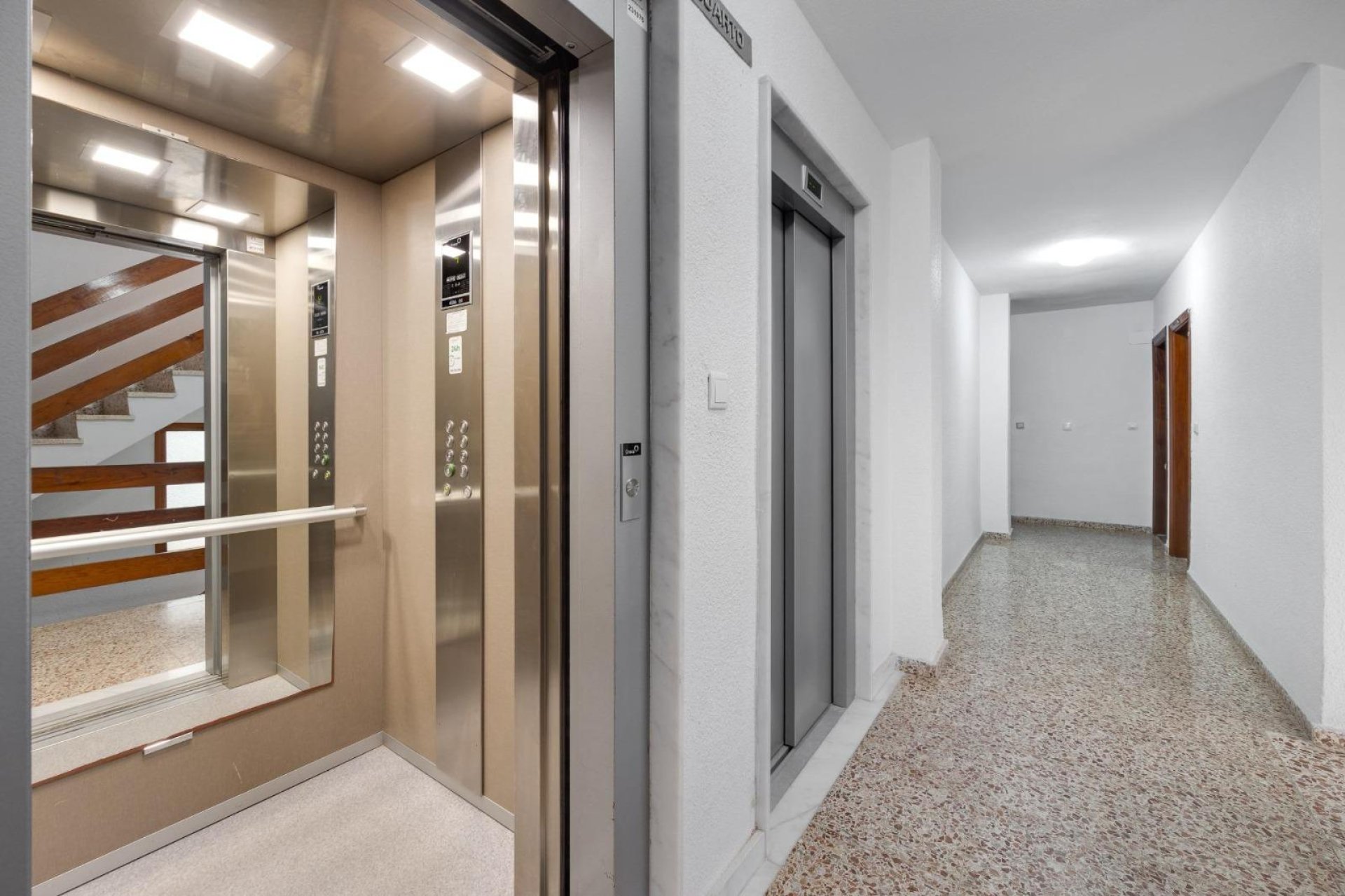 Revente - Appartement - Torrevieja - Playa de los Naufragos