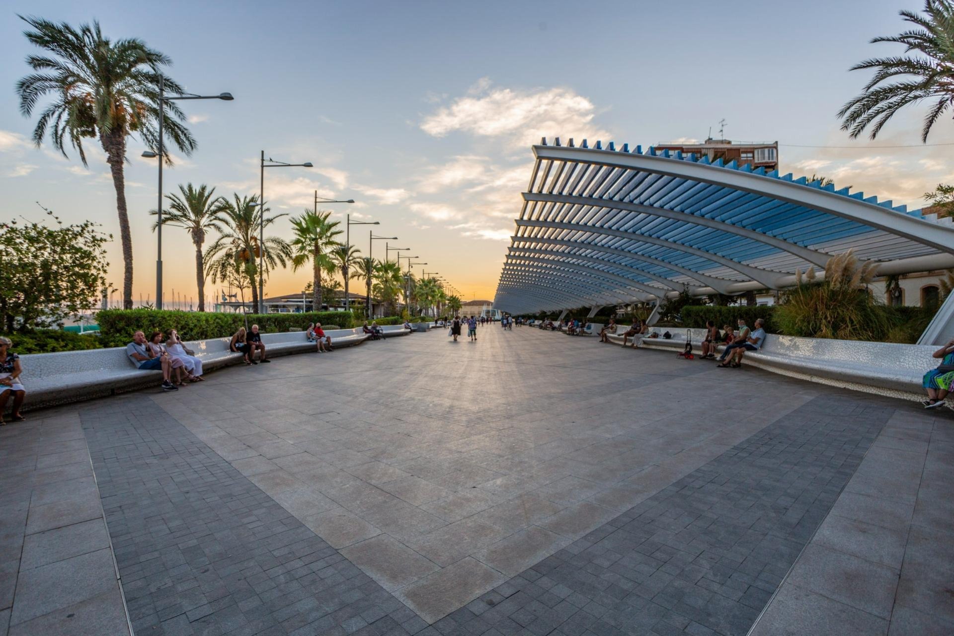 Revente - Attique - Torrevieja - Estacion de autobuses