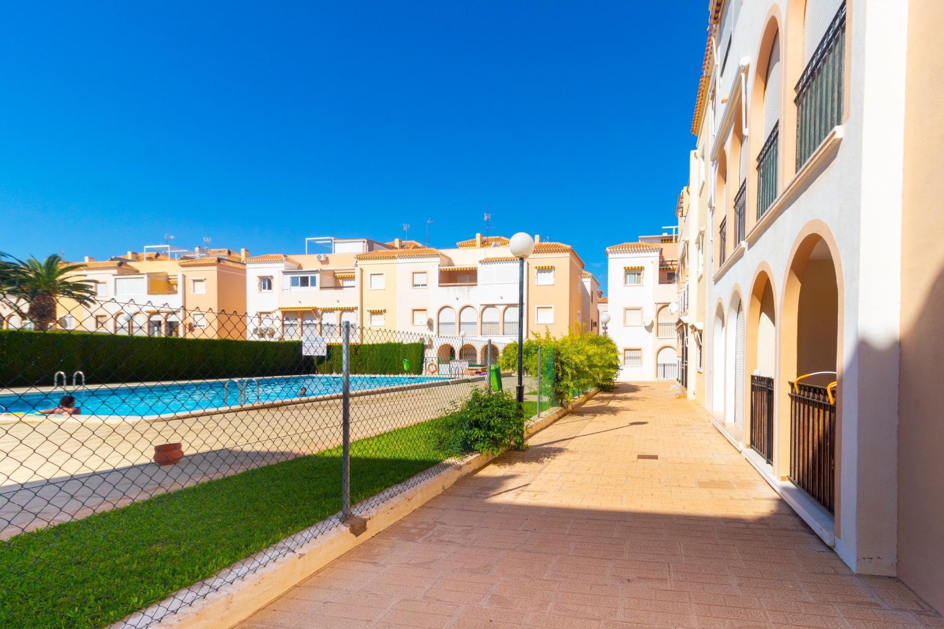 Revente - Bungalow - Torrevieja - Playa de los Naufragos