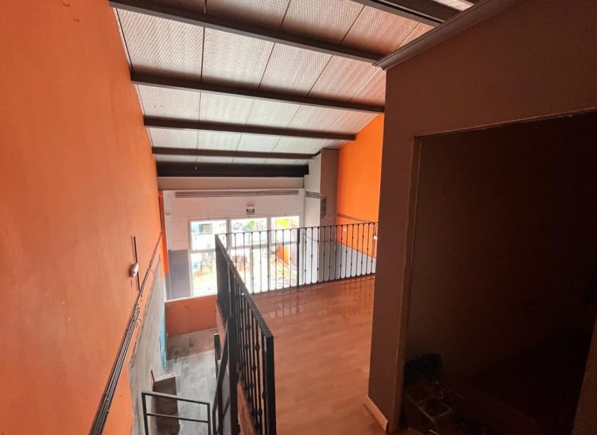 Revente - Commercial - Algorfa - La Finca Golf