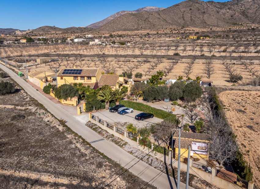 Revente - Commercial - Hondón de las Nieves