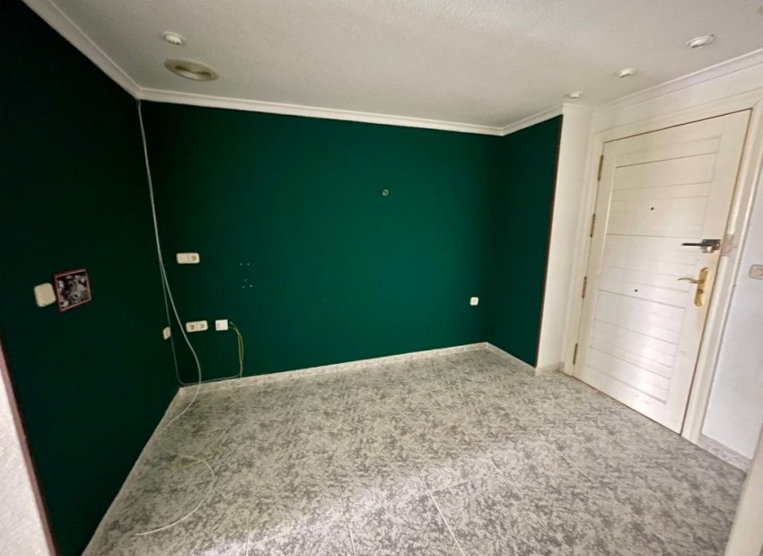 Revente - Commercial - Los Alcazares