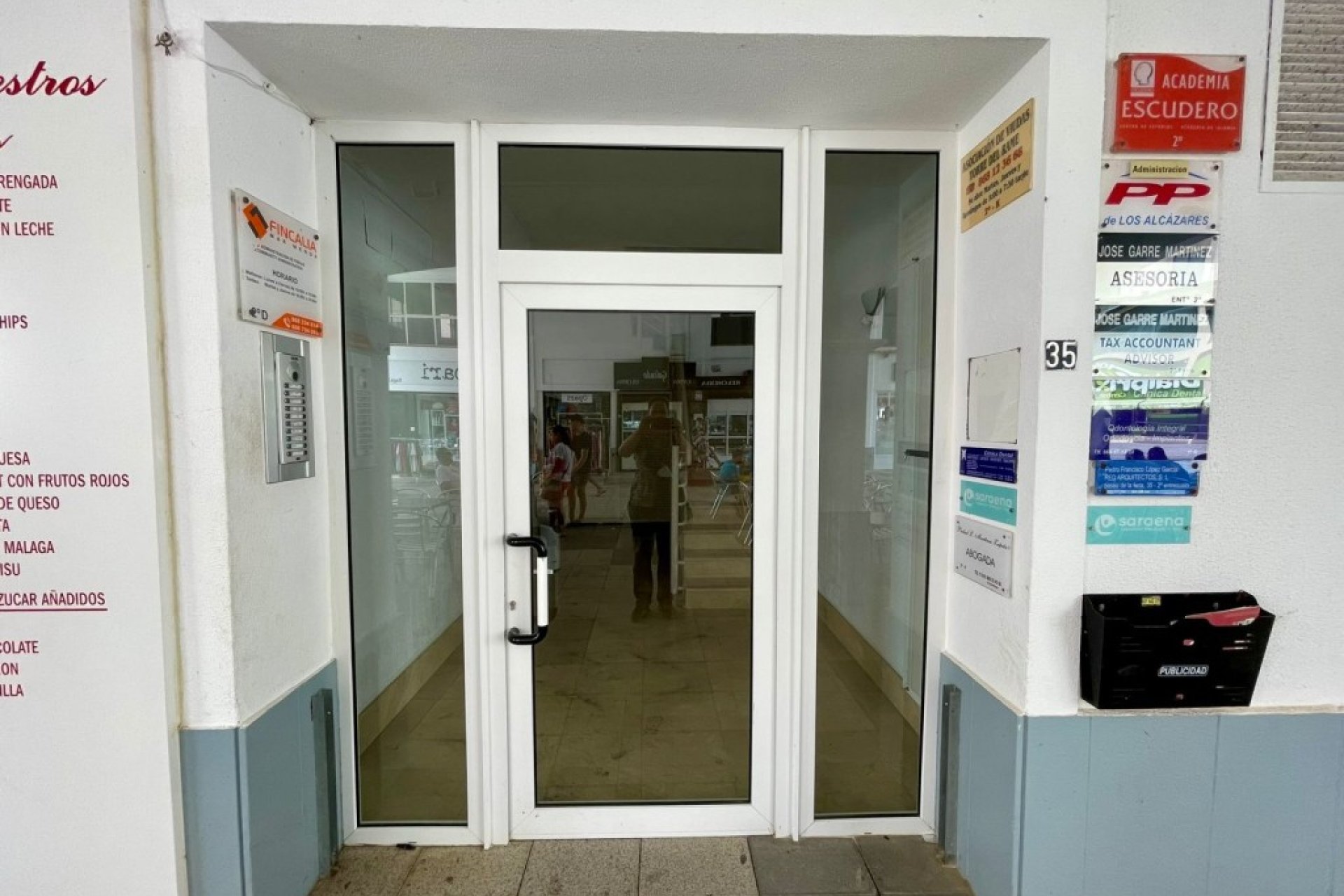 Revente - Commercial - Los Alcazares