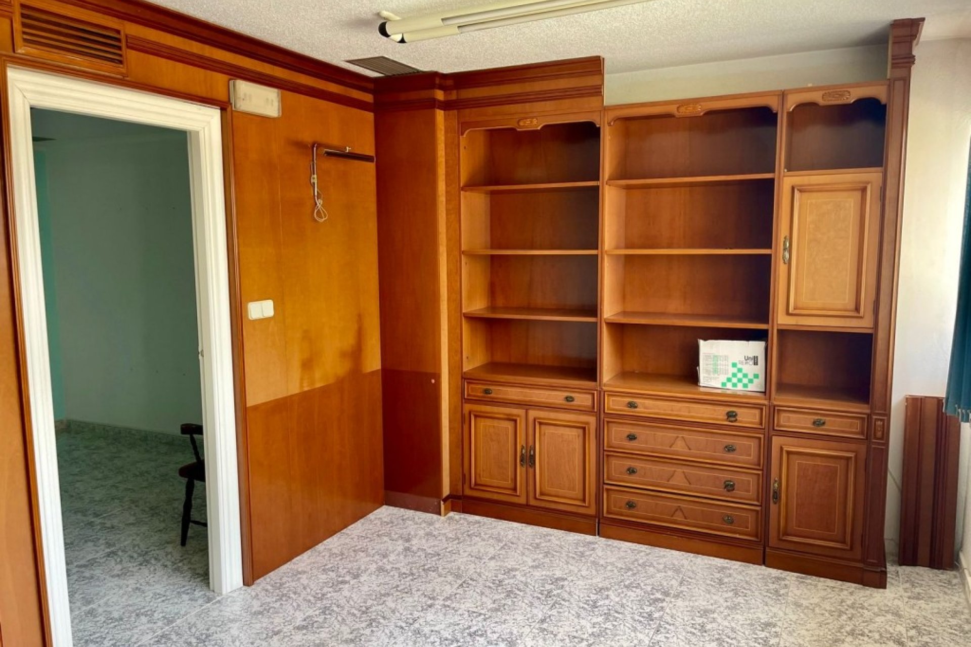 Revente - Commercial - Los Alcazares