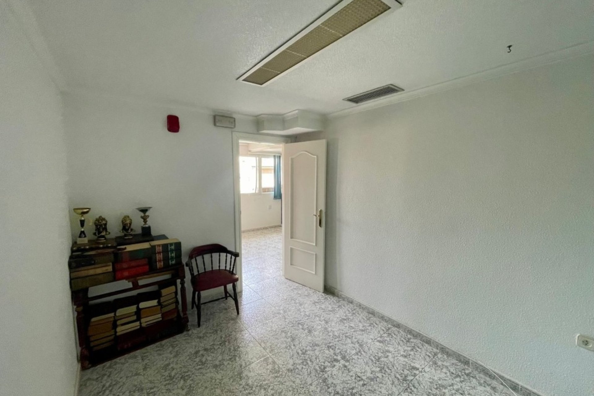 Revente - Commercial - Los Alcazares