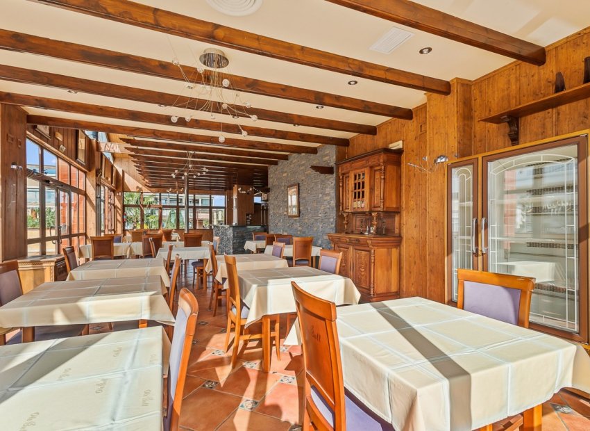 Revente - Commercial - Los Dolses