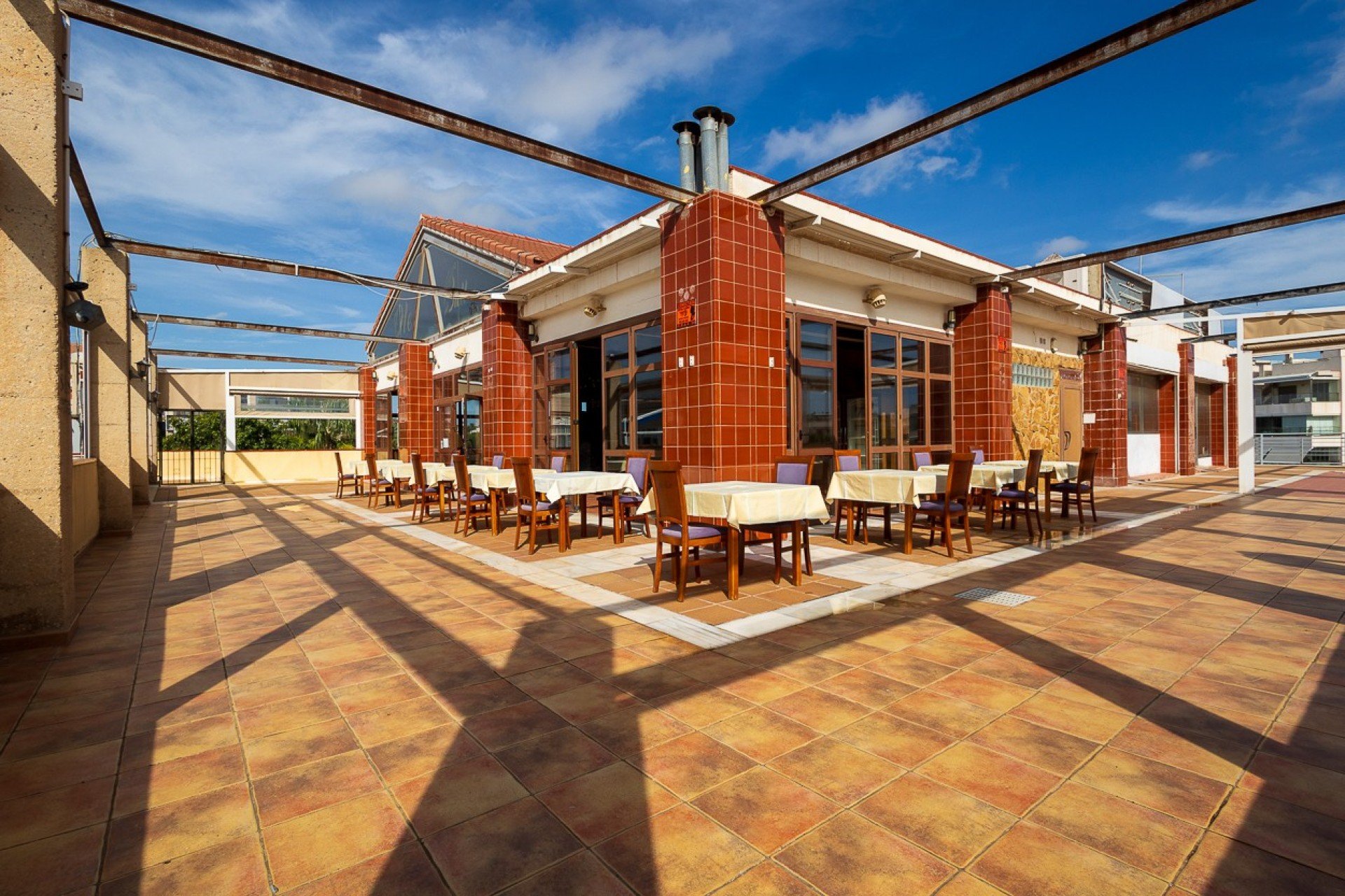 Revente - Commercial - Los Dolses