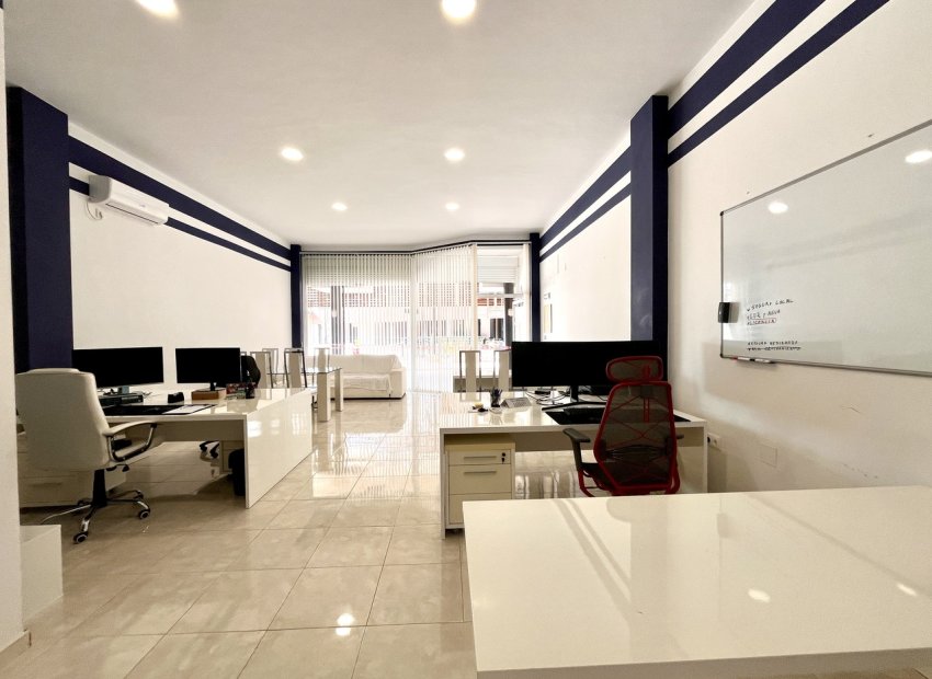 Revente - Commercial - Playa Flamenca