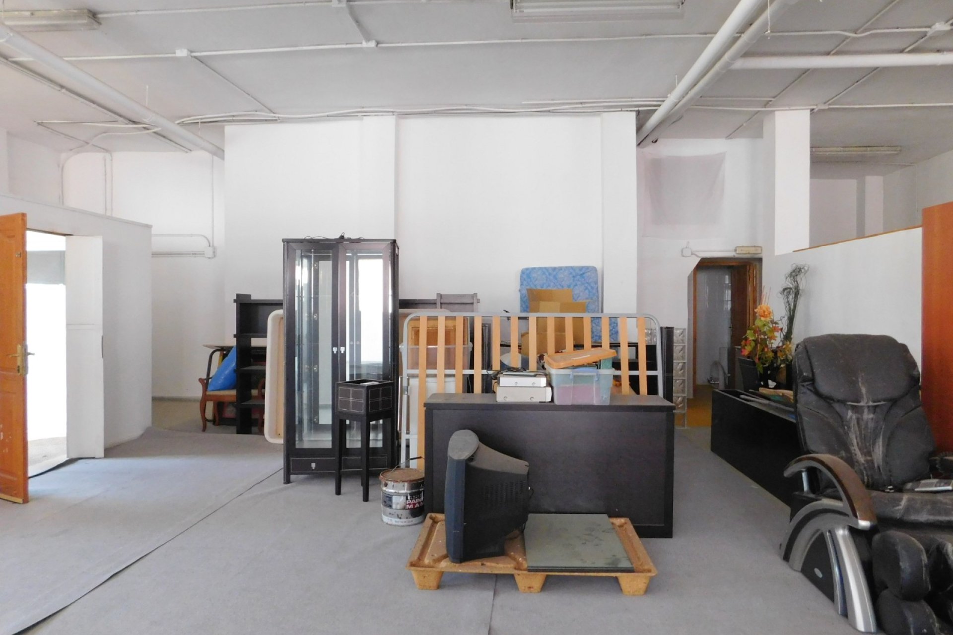 Revente - Commercial - San Miguel de Salinas