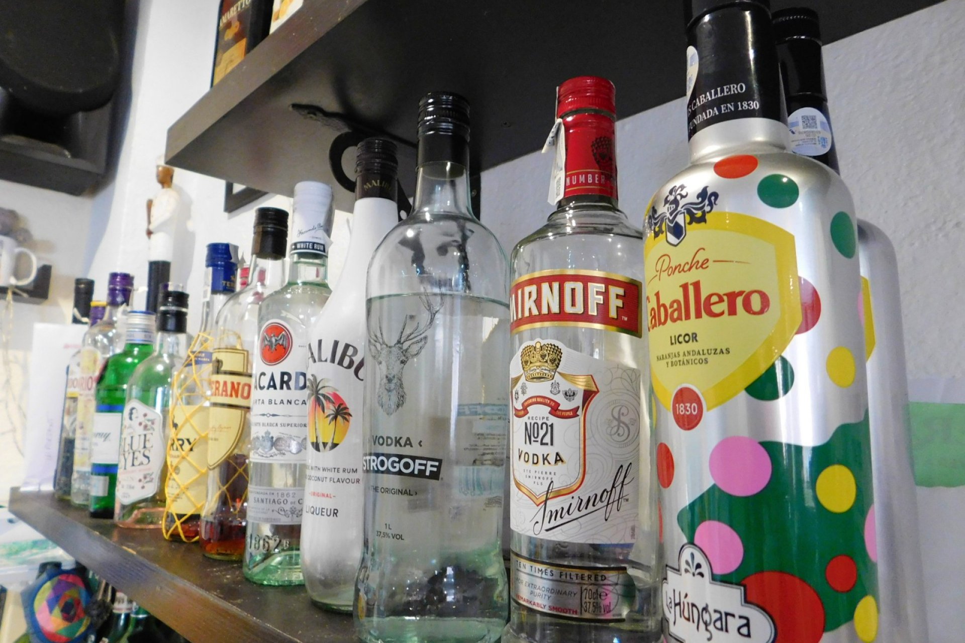 Revente - Commercial - San Miguel de Salinas