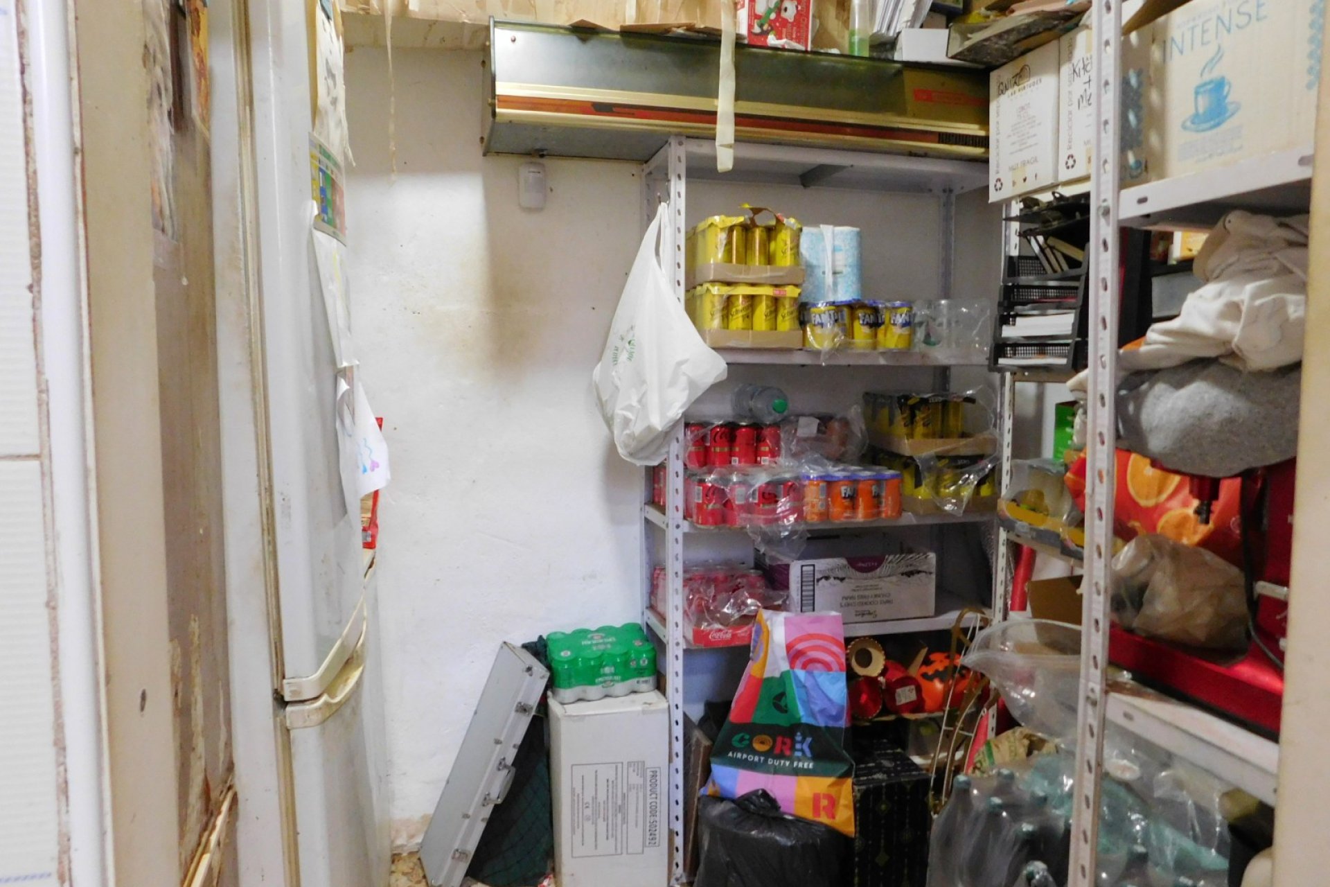 Revente - Commercial - San Miguel de Salinas