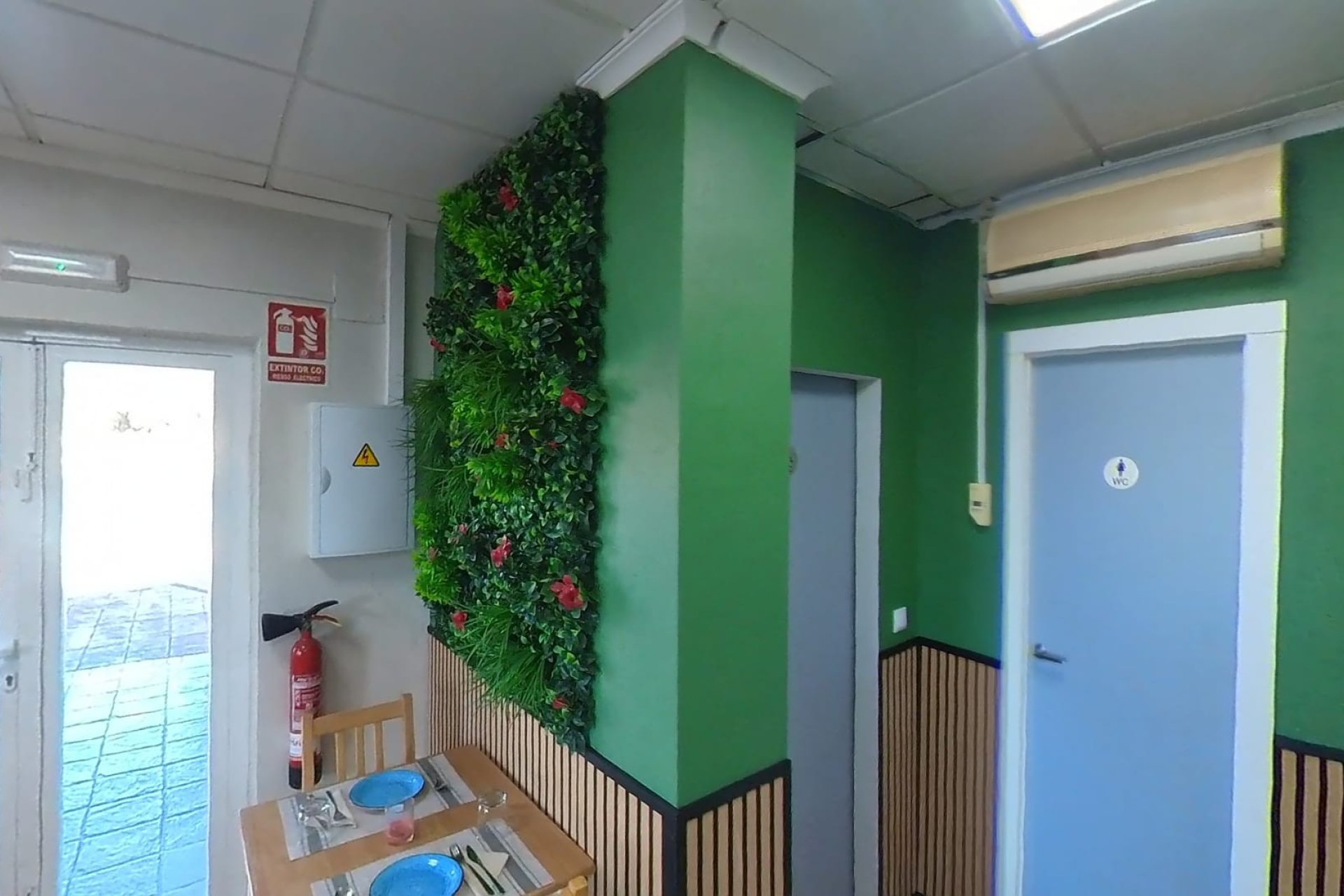 Revente - Commercial - Torrevieja - Puerto