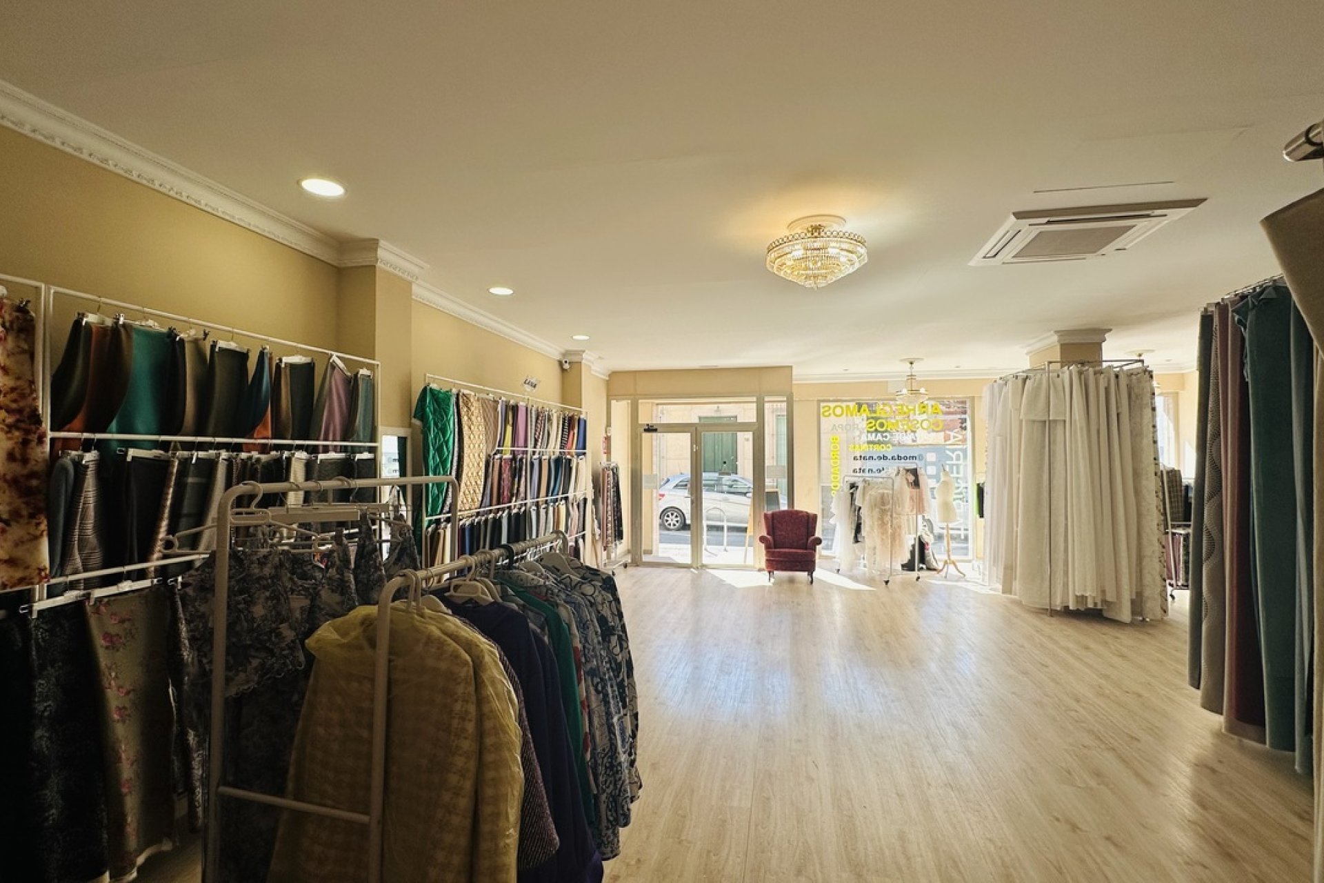 Revente - Commercial - Torrevieja