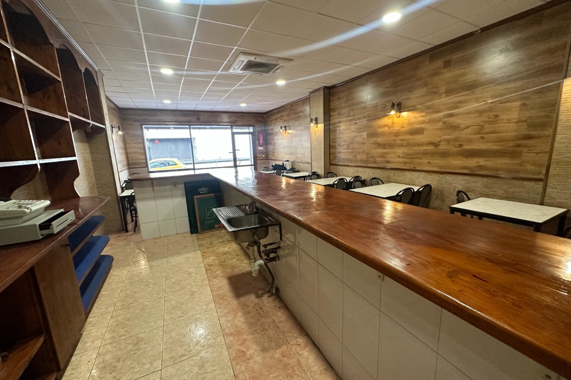 Revente - Commercial - Torrevieja