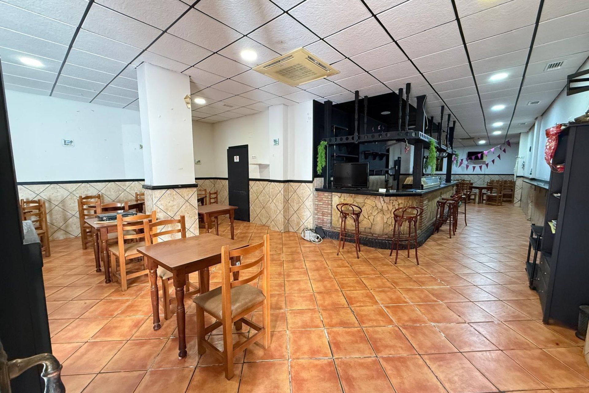 Revente - Commercial - Torrevieja