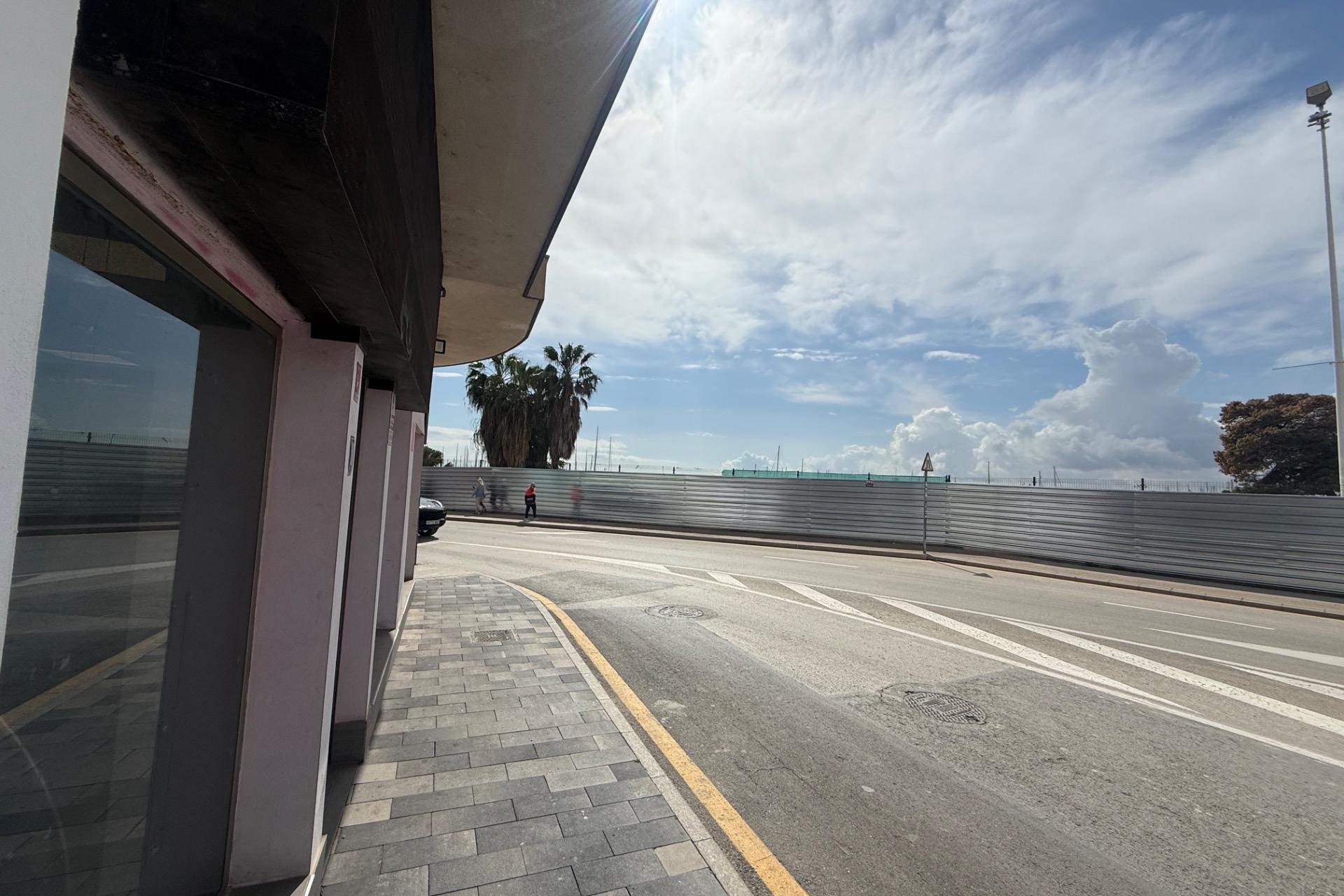 Revente - Commercial - Torrevieja