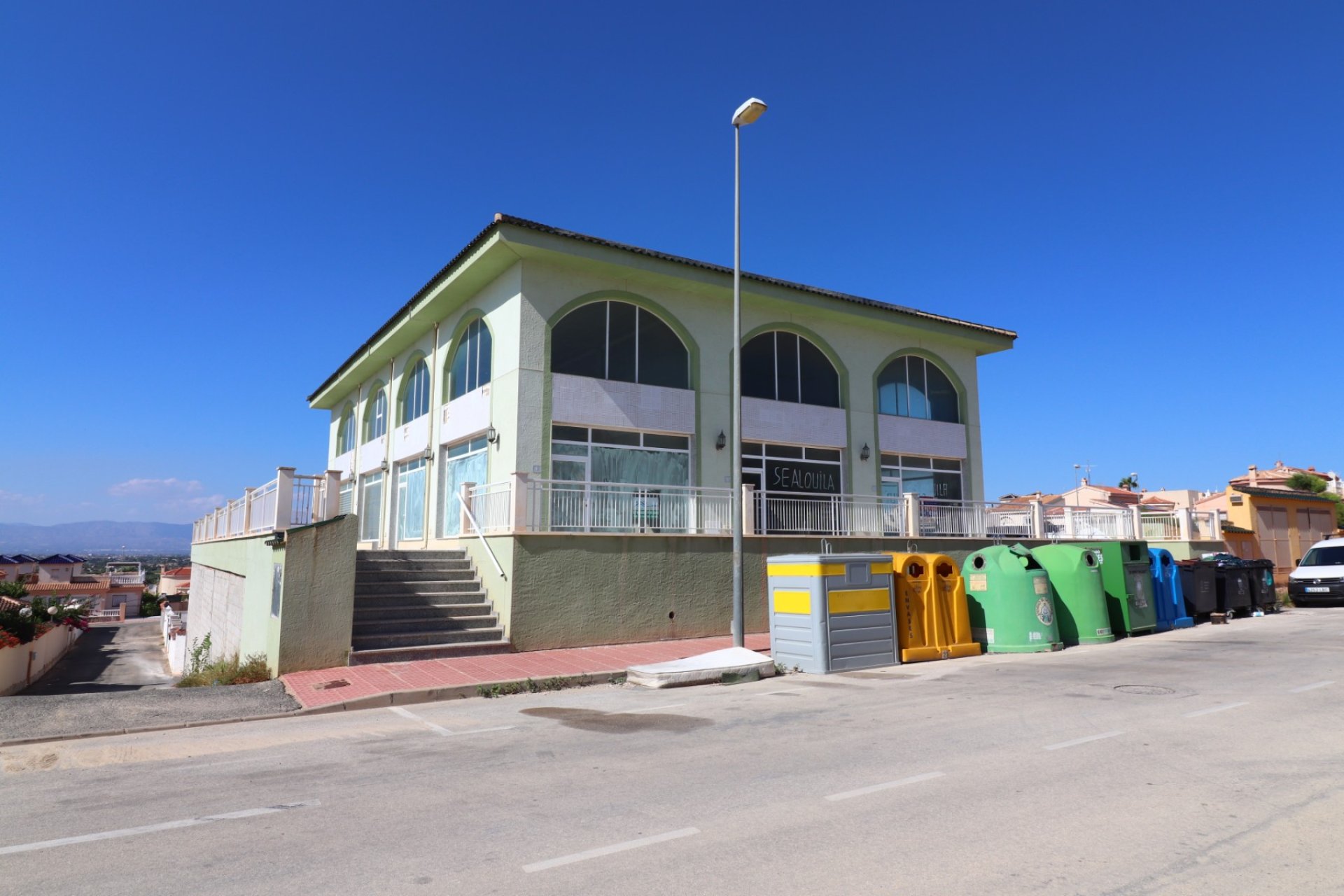 Revente - Commercial Unit - Benimar