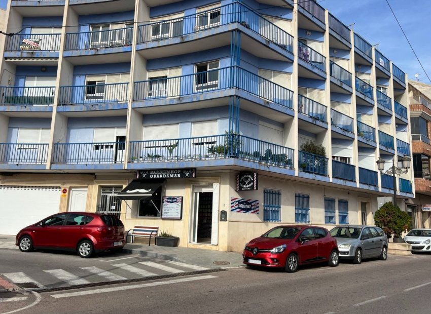 Revente - Commercial Unit - Guardamar del Segura - Centro