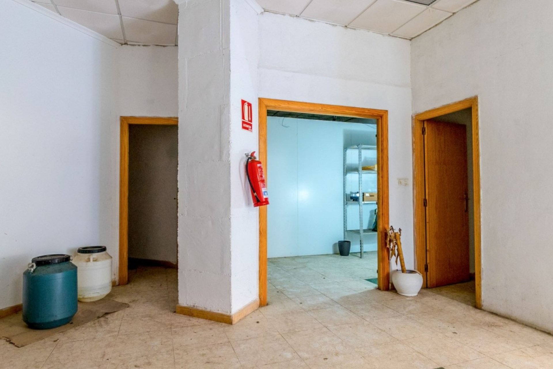 Revente - Commercial Unit - Torrevieja