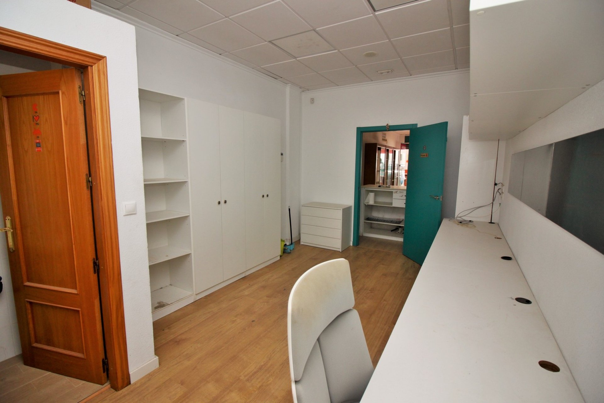 Revente - Commercial Unit - Villamartin - Villamartín