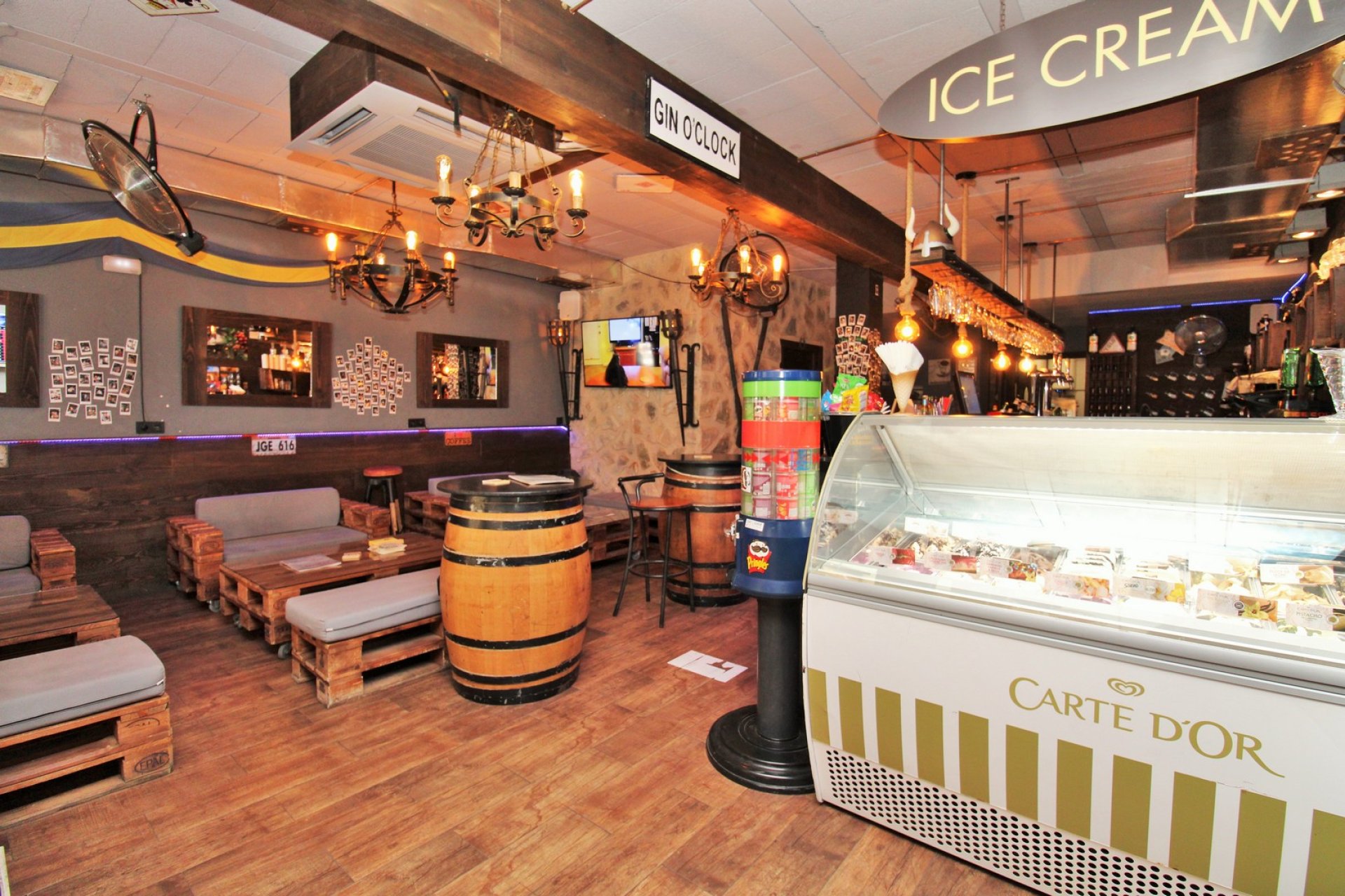 Revente - Commercial - Villamartin - Villamartín