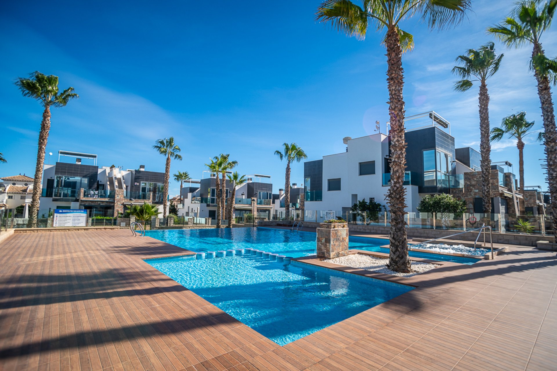 Revente - House - Cabo Roig