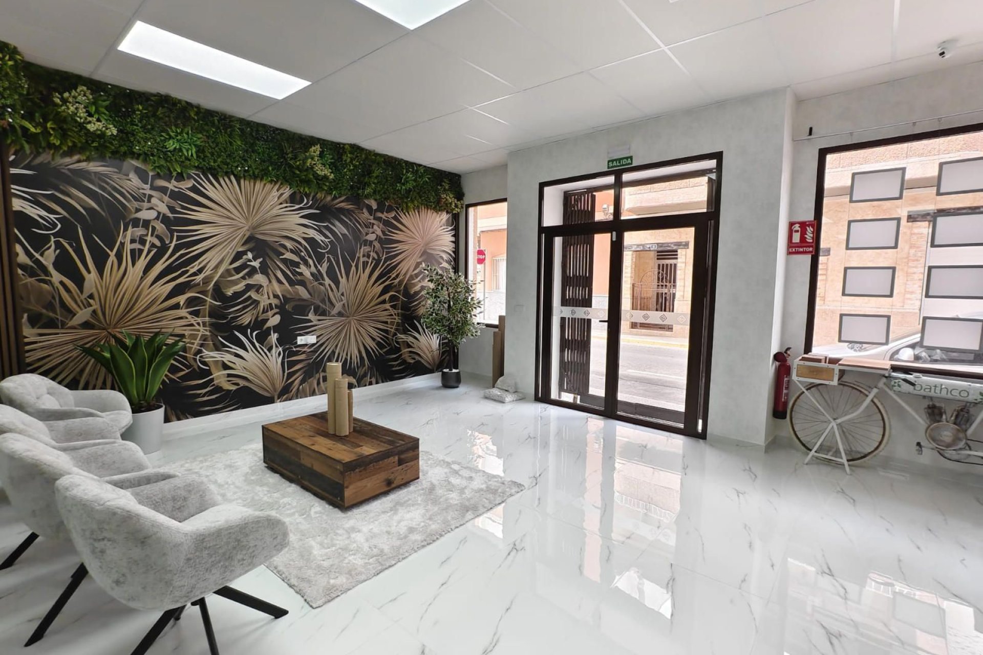 Revente - Locales Comerciales - Los Montesinos