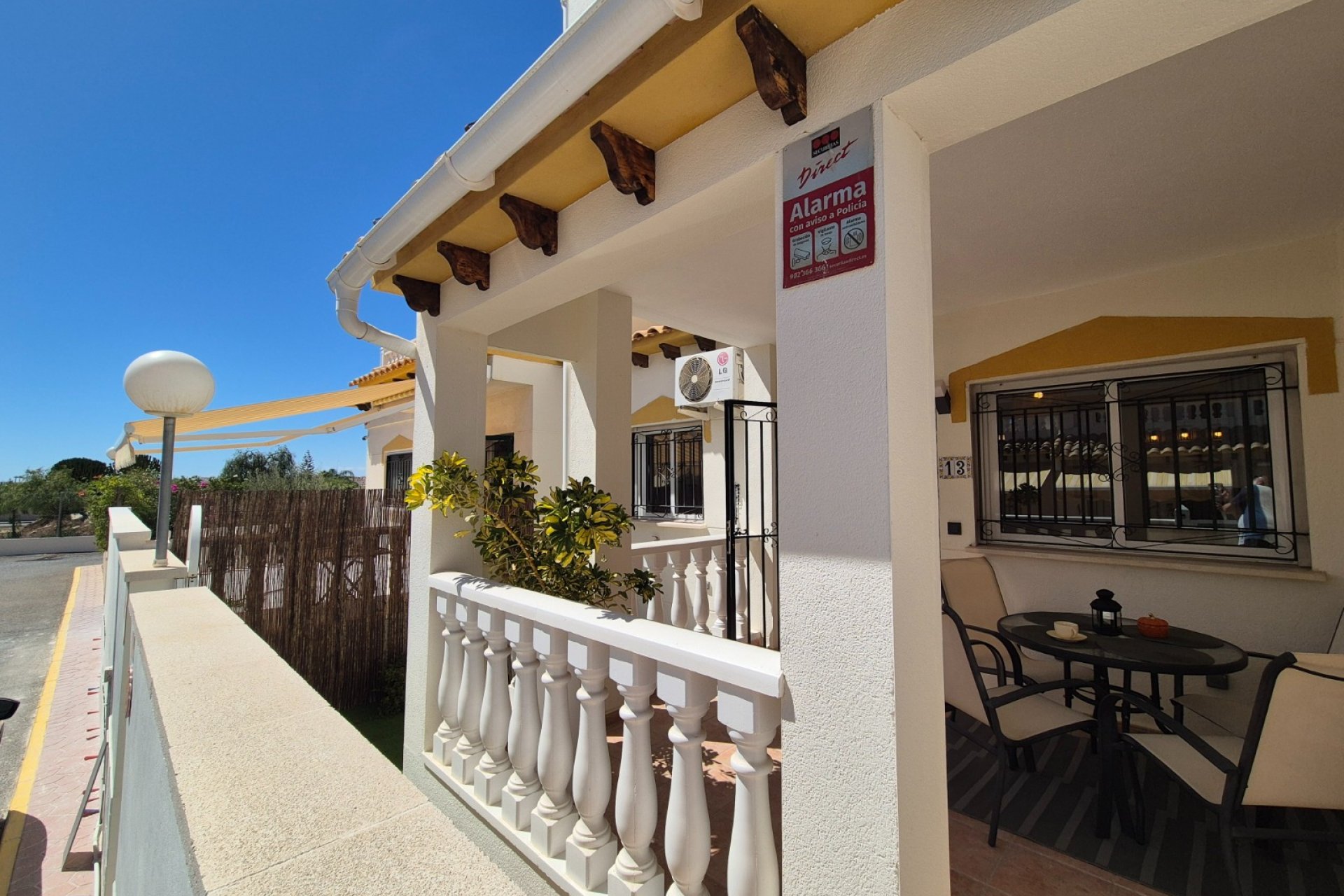 Revente - Maison mitoyenne - Alicante - La Florida