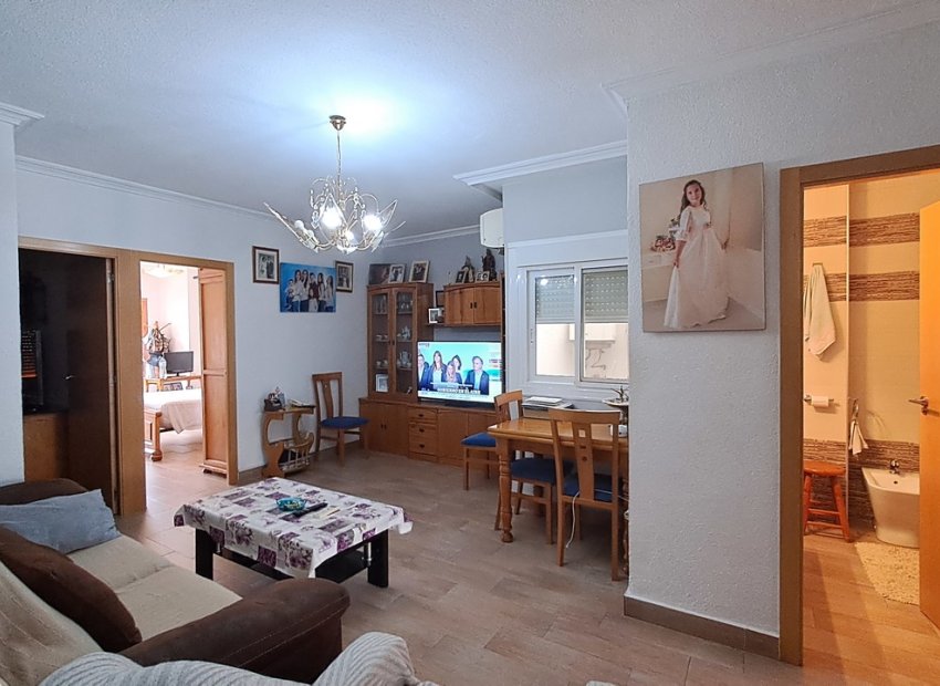 Revente - Maison mitoyenne - Benijofar