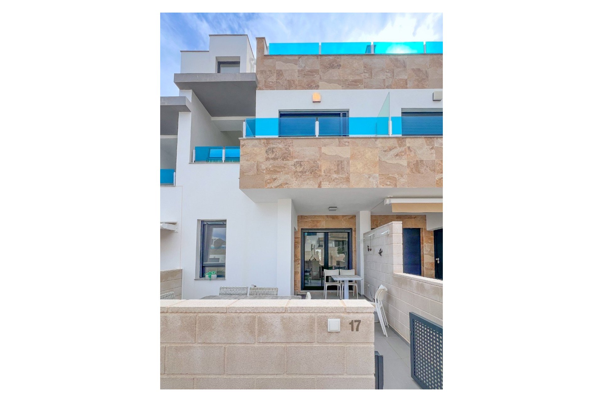 Revente - Maison mitoyenne - Bigastro