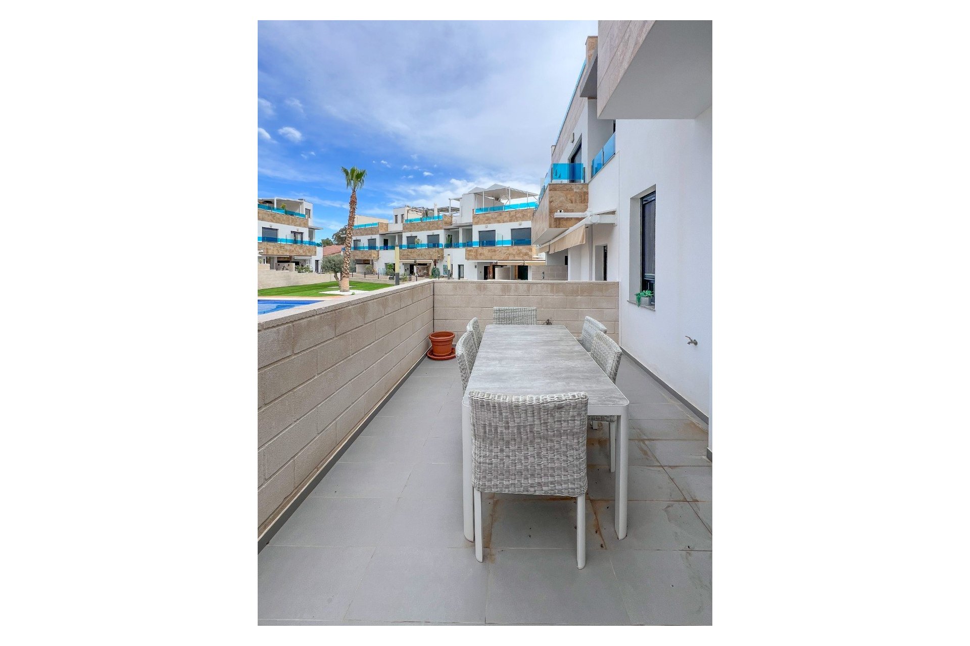 Revente - Maison mitoyenne - Bigastro