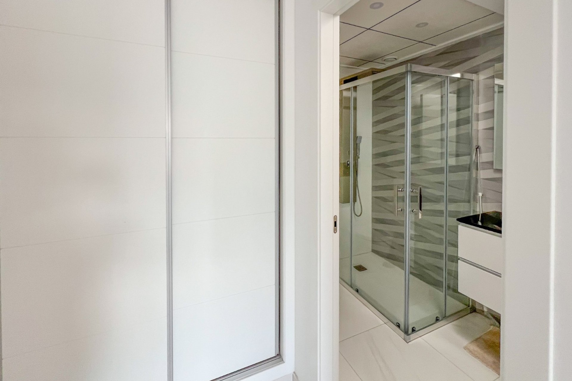 Revente - Maison mitoyenne - Bigastro