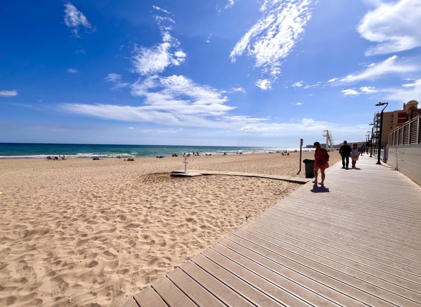 Revente - Maison mitoyenne - La Mata
