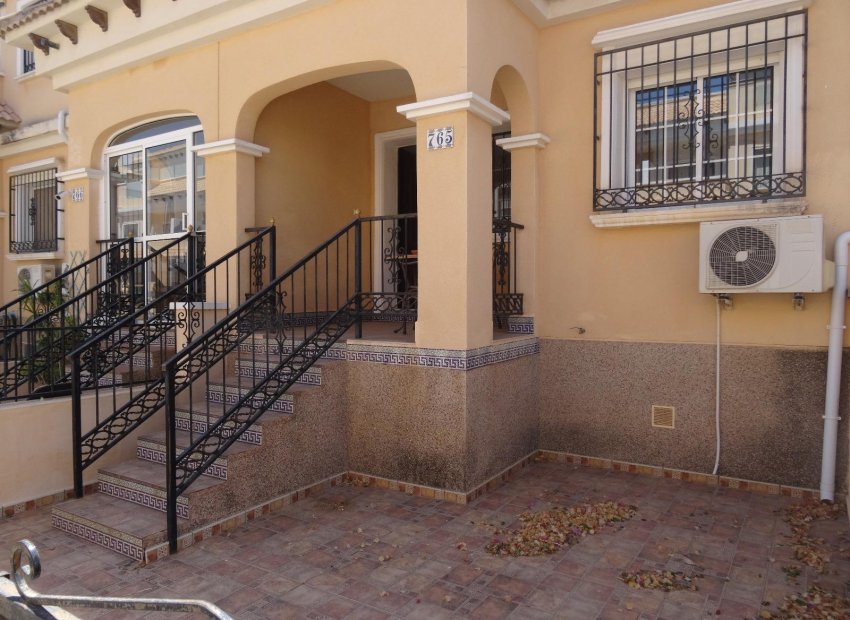 Revente - Maison mitoyenne - Orihuela Costa - PAU 26