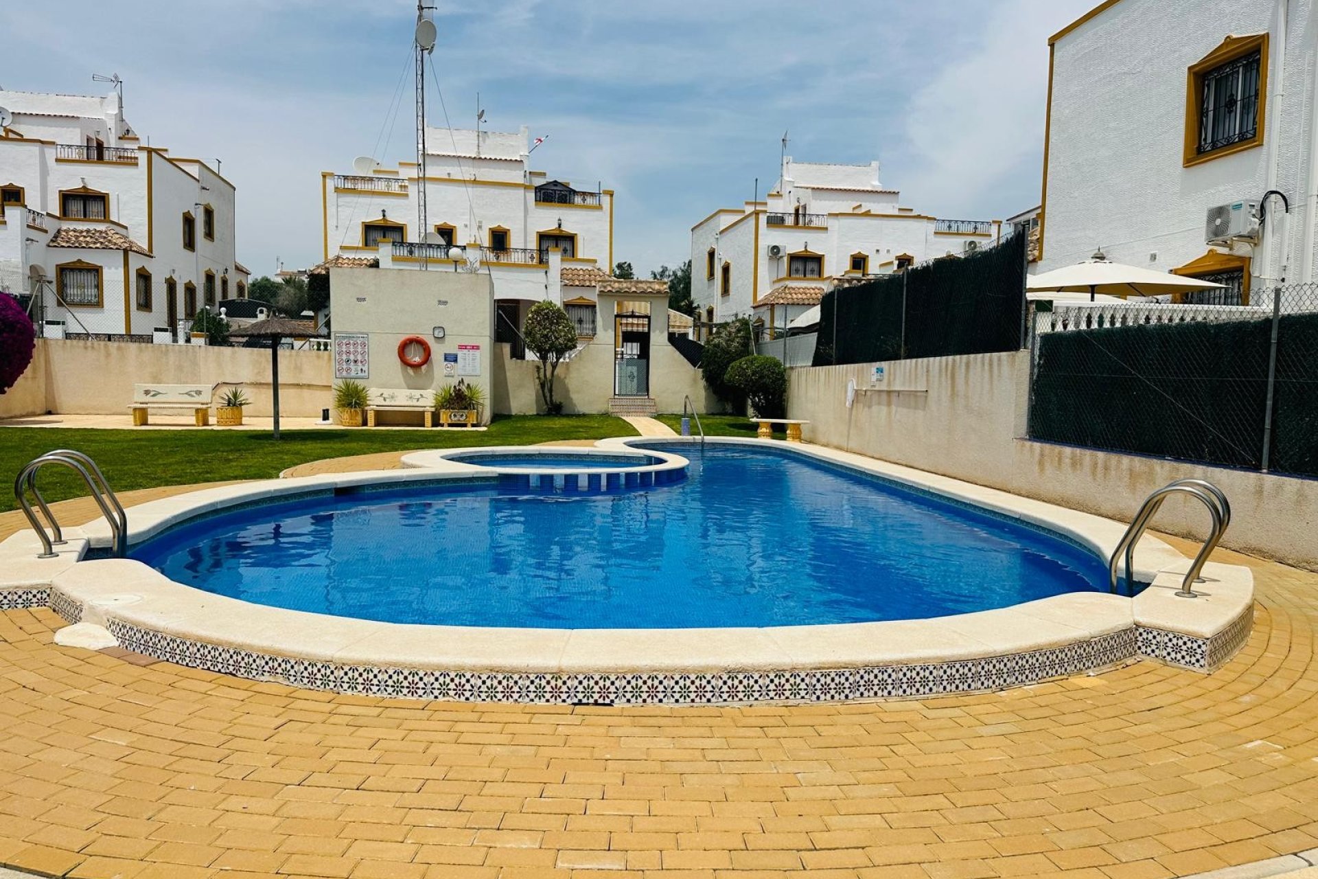 Revente - Maison mitoyenne - Orihuela - Entre Naranjos