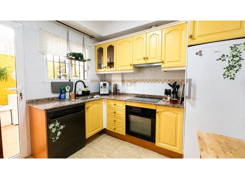 Revente - Maison mitoyenne - Orihuela