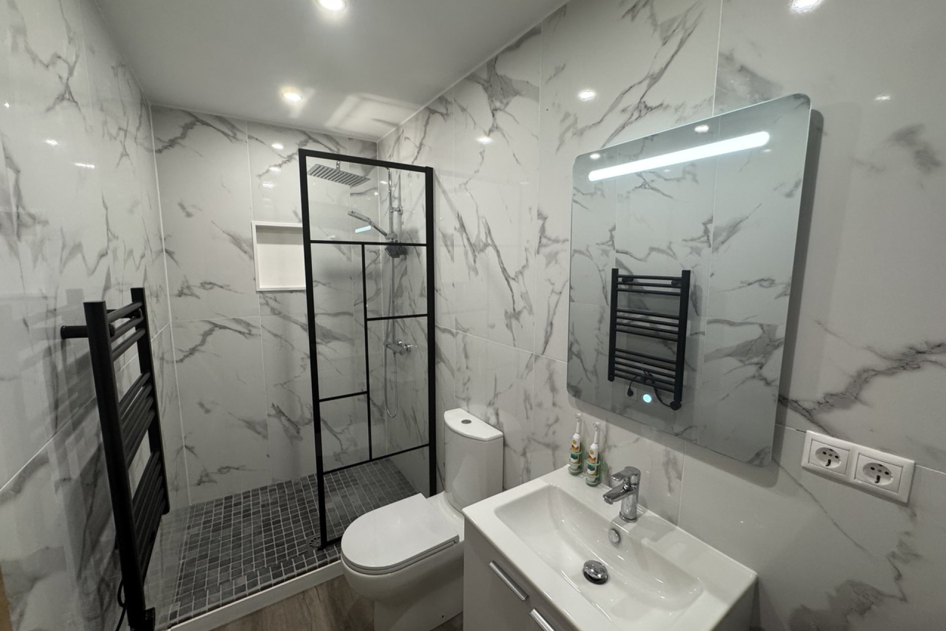 Revente - Maison mitoyenne - San Miguel de Salinas