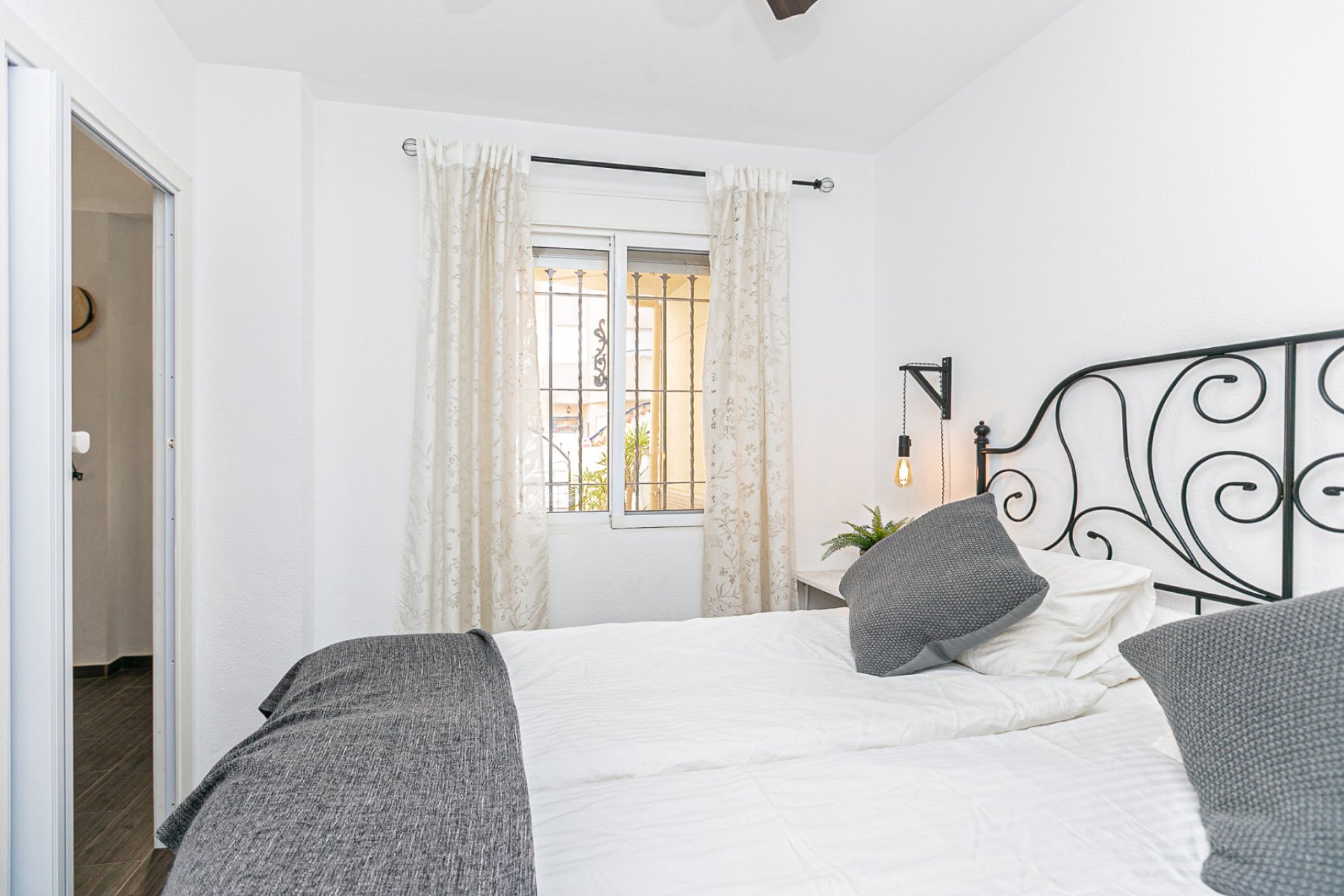 Revente - Maison mitoyenne - Torrevieja - Torretas