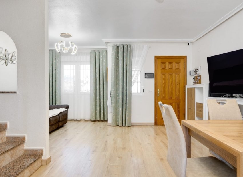 Revente - Maison mitoyenne - Torrevieja