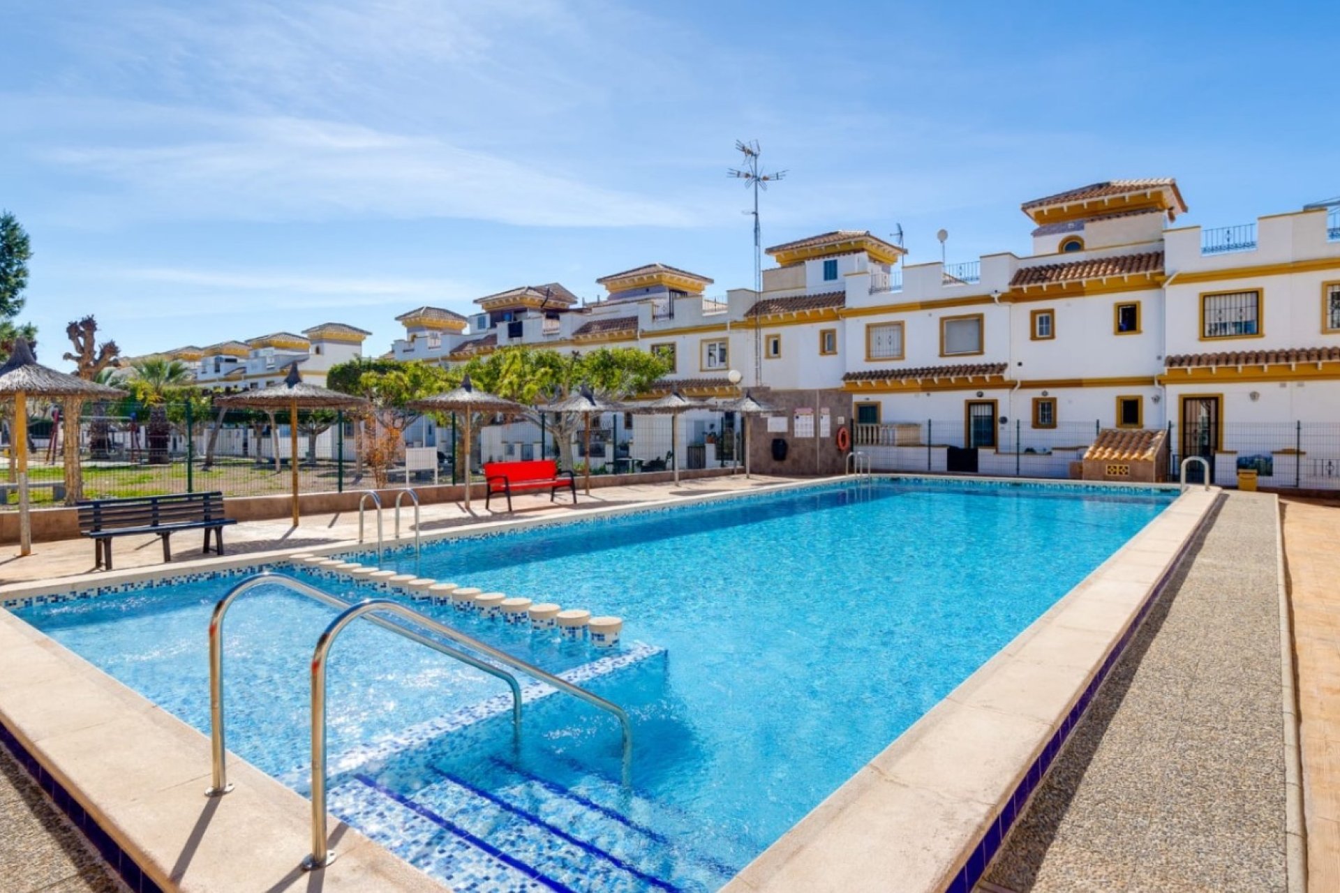 Revente - Maison mitoyenne - Torrevieja
